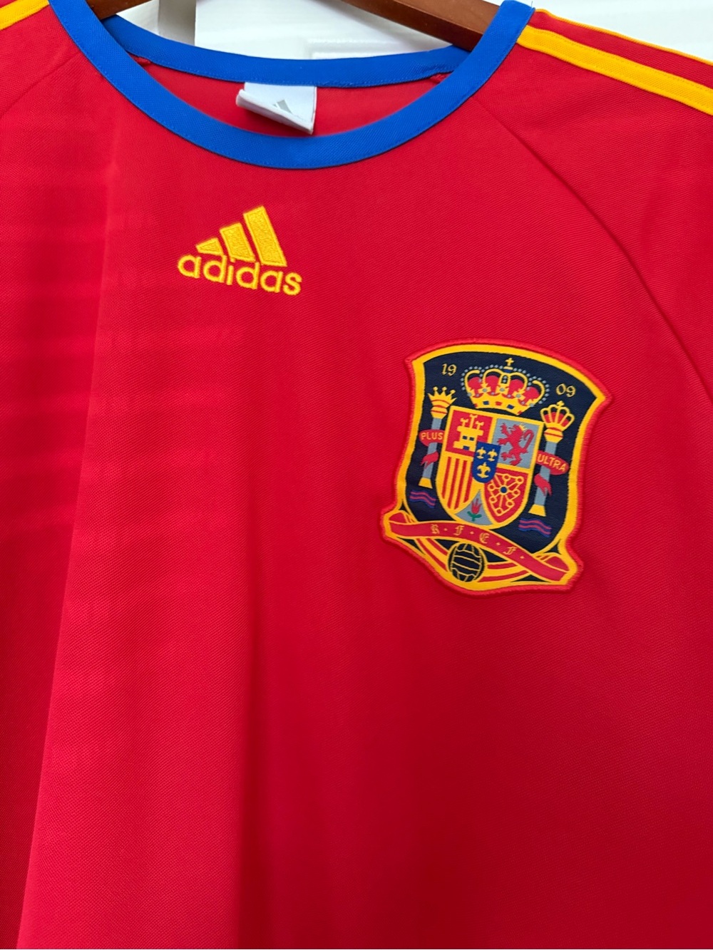 Adidas Authentic Spain National Team Soccer Jersesy. - Picture 2 of 5